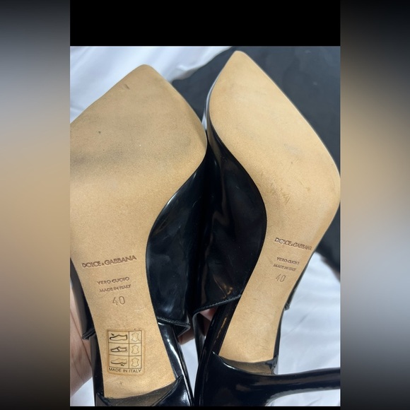 Dolce & Gabbana Black Heels with Slingback Design and Open Toe - Picture 8 of 8
